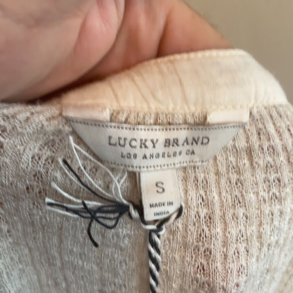 Lucky Brand Brand New Pullover Embroidered Slight Bell Sleeve Top Boho Modern - Picture 10 of 10